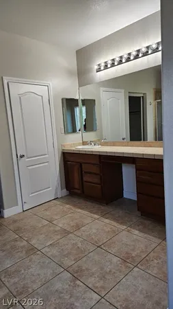 $2,500 | 9052 Picket Fence Avenue, Las Vegas, NV 89143