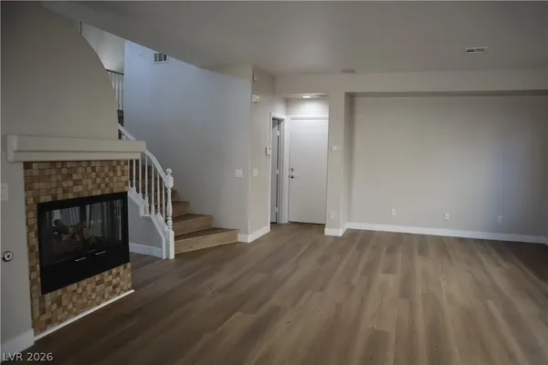 $2,500 | 9052 Picket Fence Avenue, Las Vegas, NV 89143