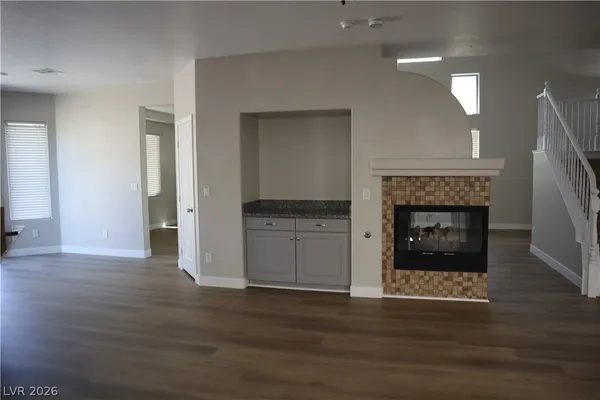 $2,500 | 9052 Picket Fence Avenue, Las Vegas, NV 89143