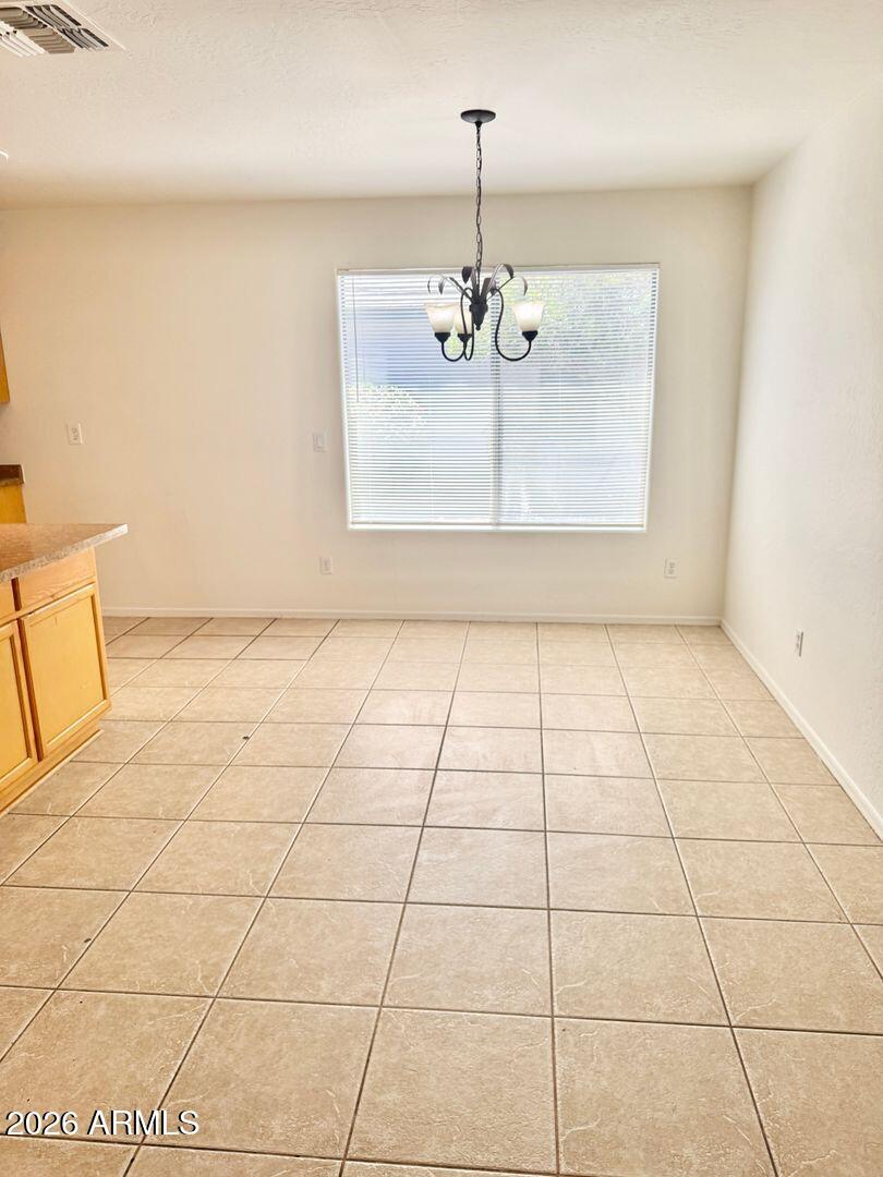 2106 West Alta Vista Road Phoenix, AZ 85041 - Photo 11 of 36 11