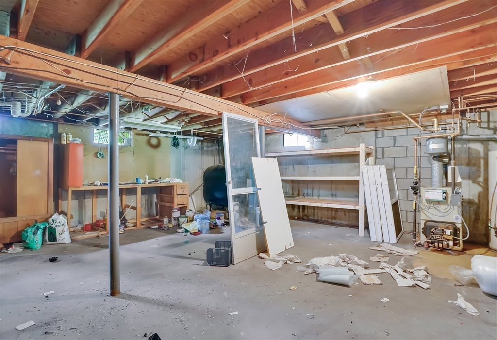 36 County Road Holyoke, MA 01040 - Photo 25 of 35