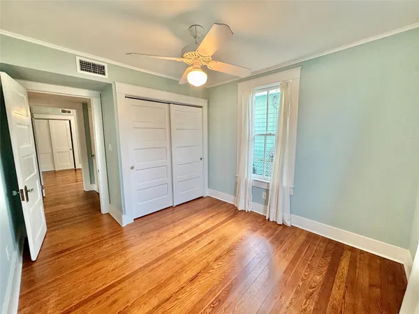 $1,625 | 2119 Avenue O 1/2, Unit DOWN, Galveston, TX 77550