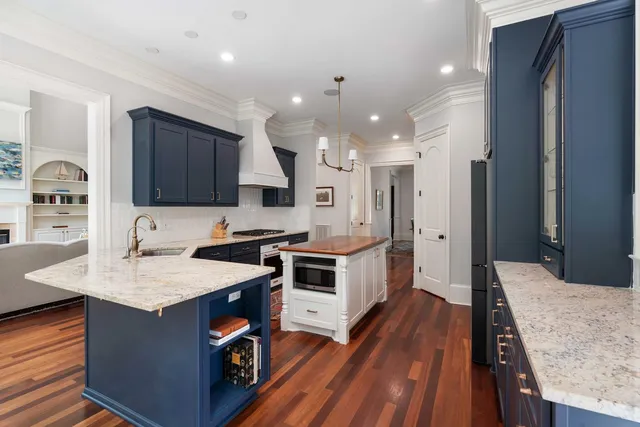 $1,725,000 | 301 Indigo Bay Circle, Mount Pleasant, SC 29464