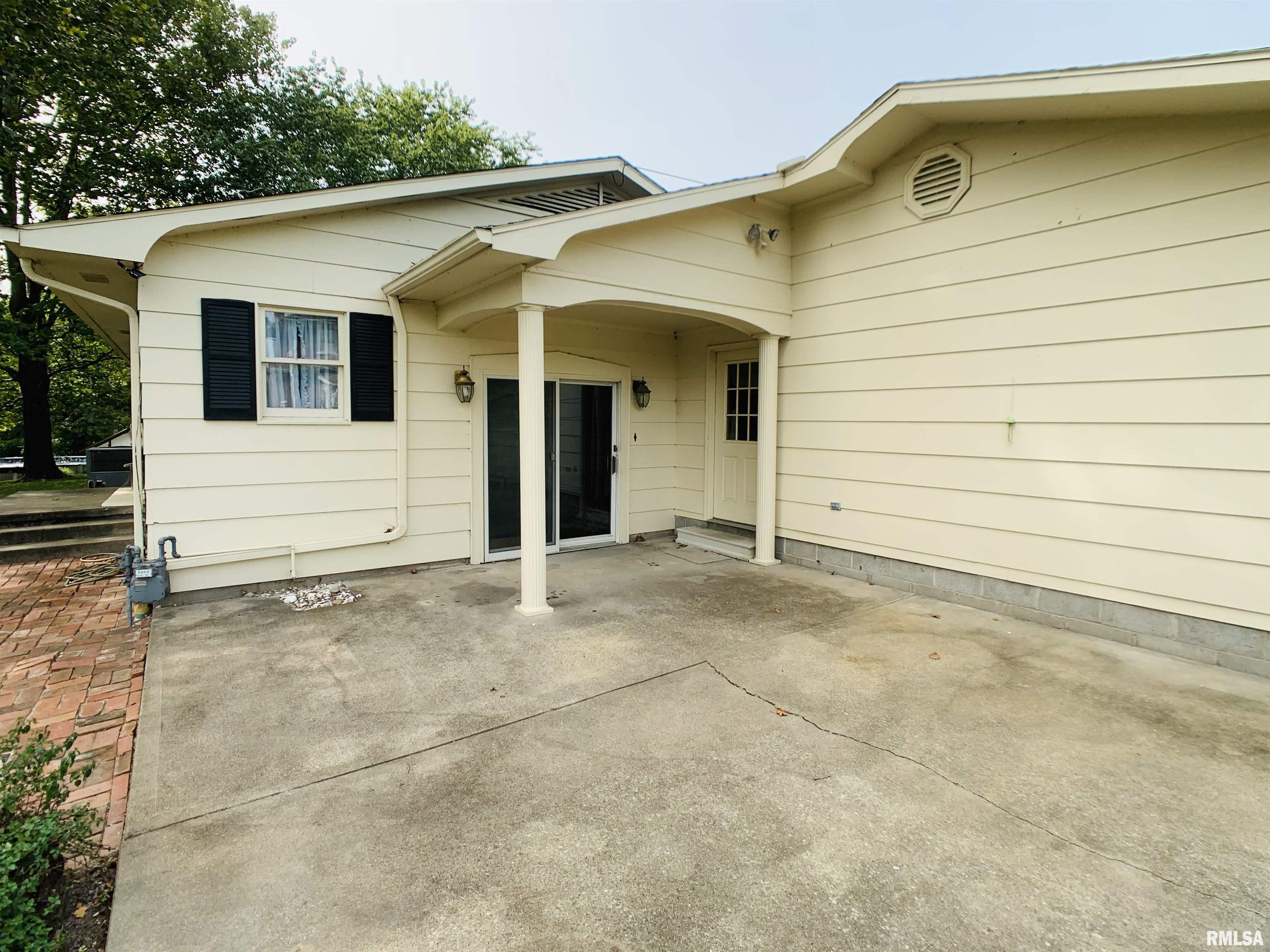 1103 Washington Street Eldorado, IL 62930 - Photo 29 of 31