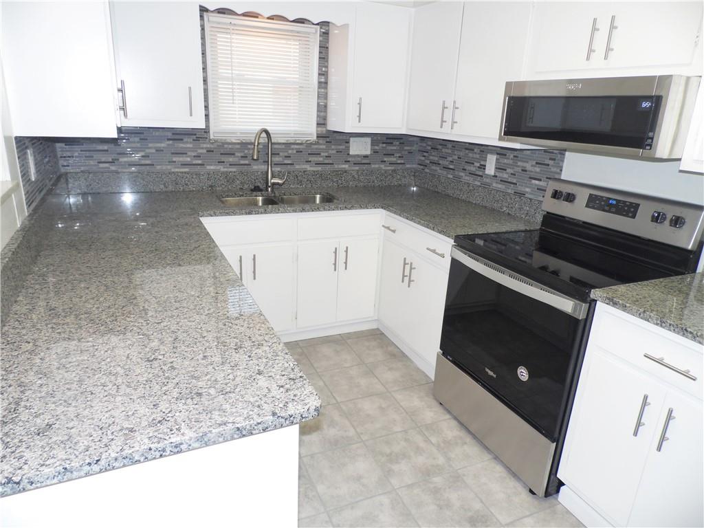 237 McKeesport Road Elizabeth, PA 15037 - Photo 3 of 25 Gallery Image 3