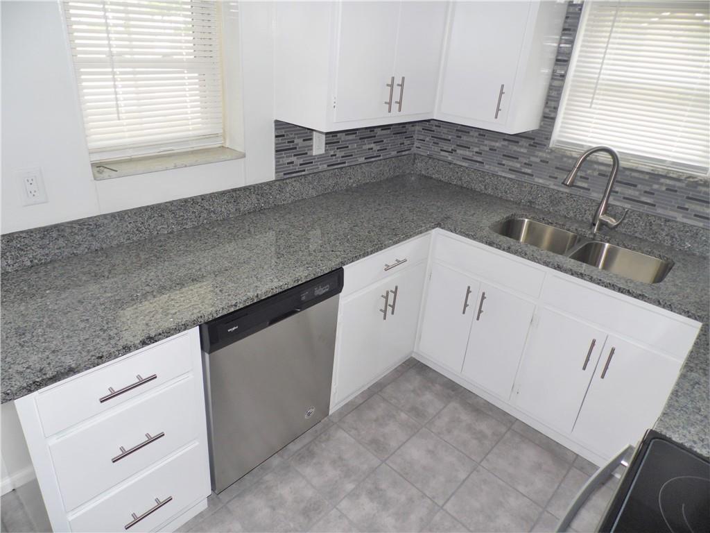 237 McKeesport Road Elizabeth, PA 15037 - Photo 5 of 25 Gallery Image 5