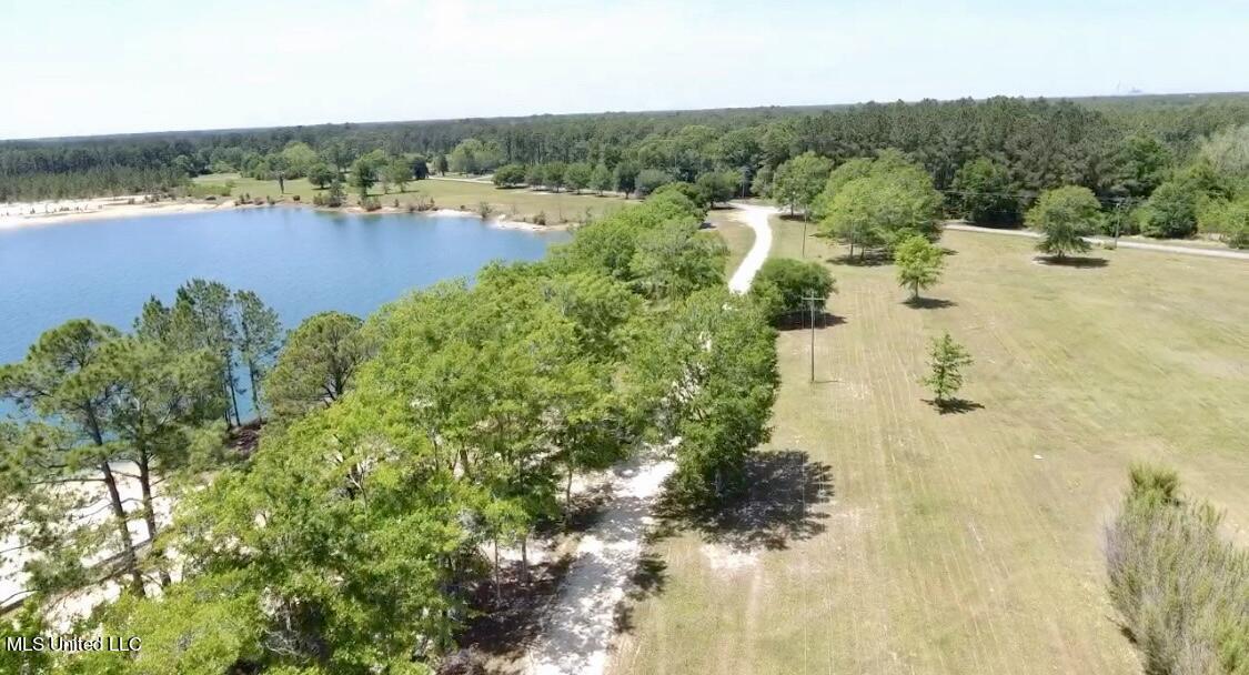 11290 Lily Orchard Road Moss Point, MS 39562 - Photo 2 of 18 East