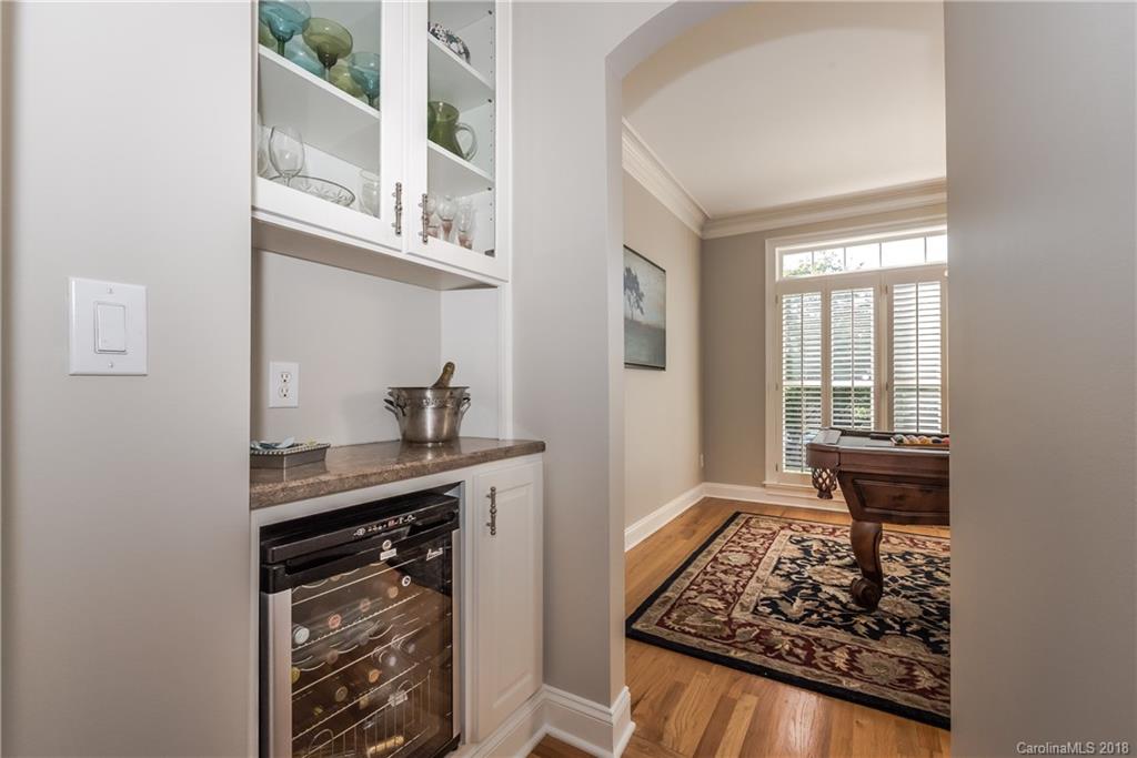 3700 Basking Ridge Court Matthews, NC 28105 - Photo 8 of 34 Gallery Image 8