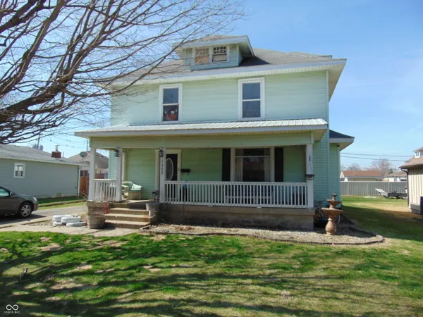 $225,500 | 1302 South Prairie Street, Frankfort, IN 46041