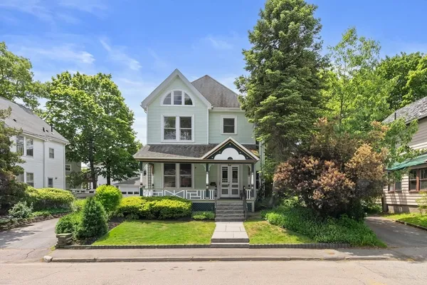 $1,125,000 | 20 Riverview Avenue, Waltham, MA 02453