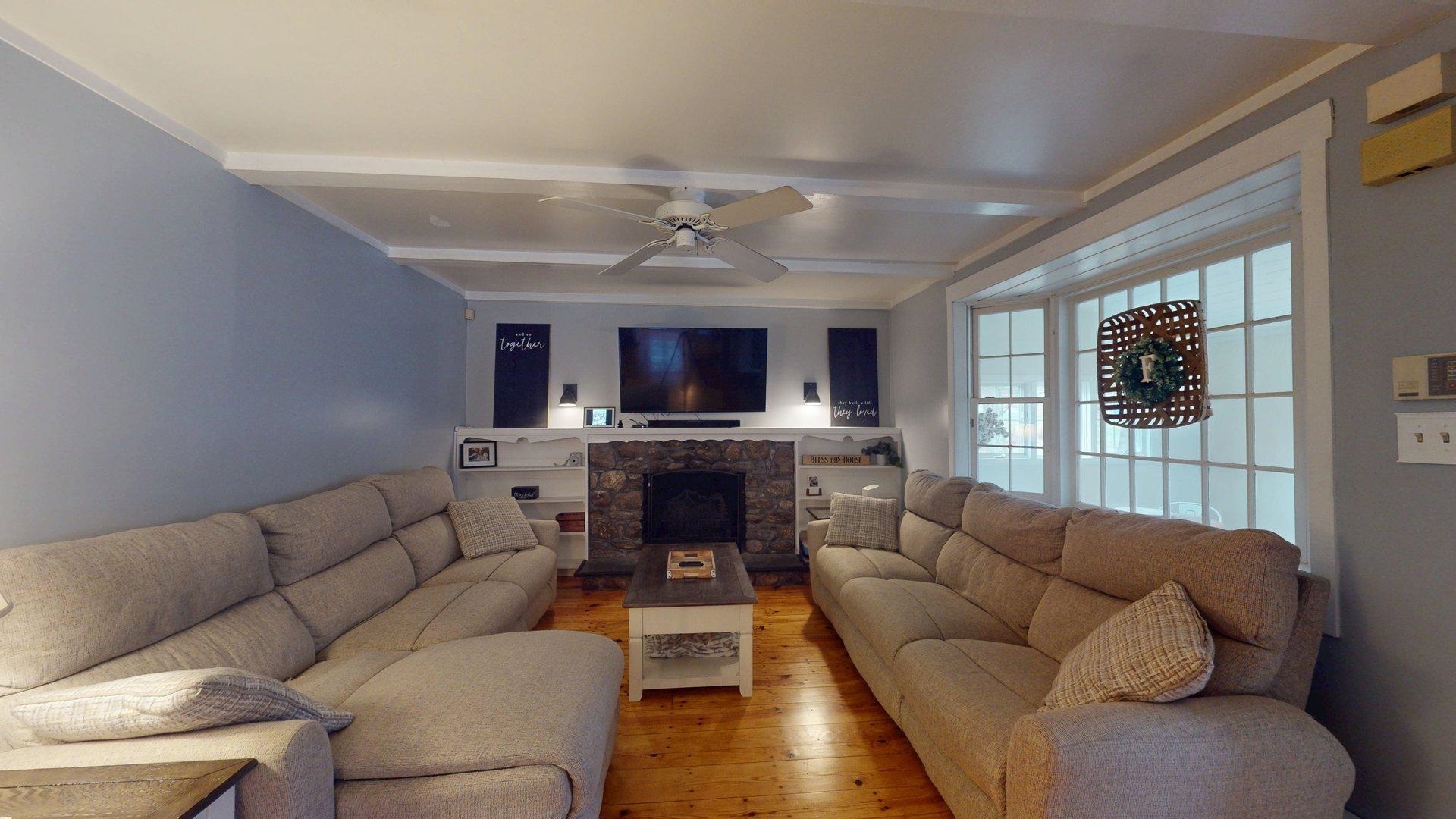 66 Litchfield Road Londonderry, NH 03053 - Photo 7 of 47 Gallery Image 7