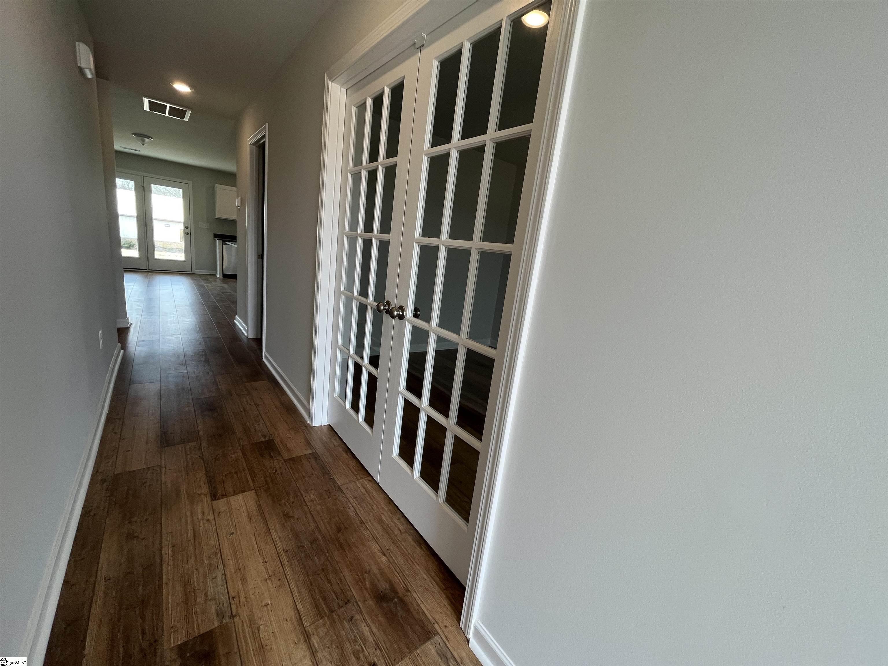 7214 Heirloom Lane Inman, SC 29349 - Photo 2 of 29