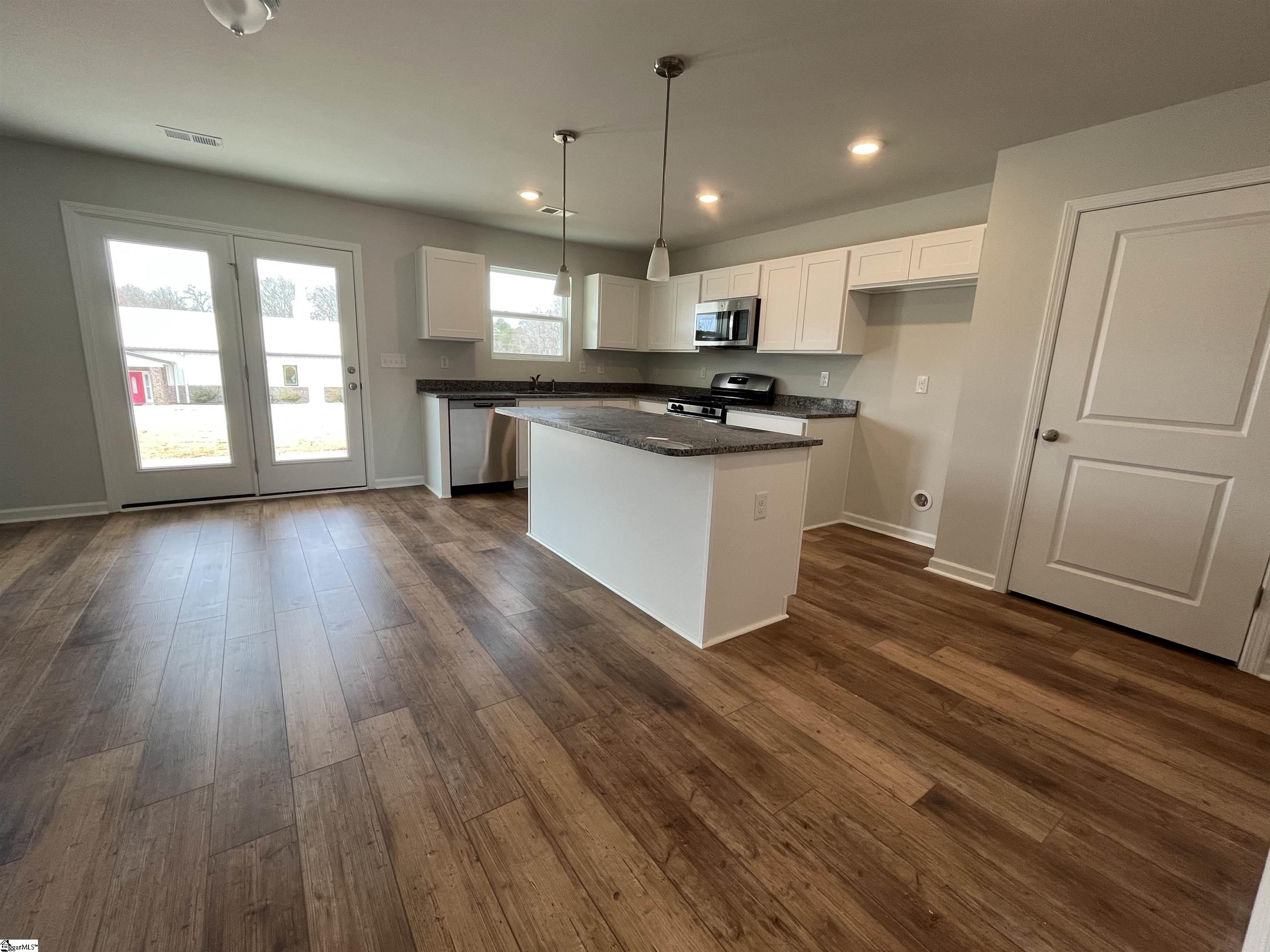 7214 Heirloom Lane Inman, SC 29349 - Photo 5 of 29