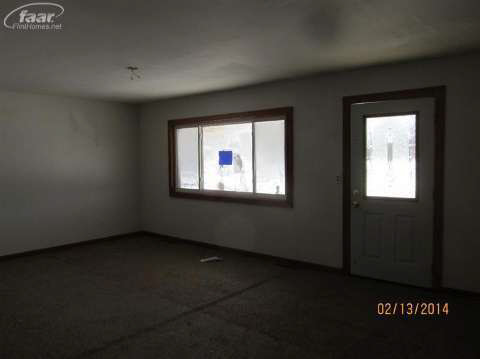 4464 West Carpenter Road Flint, MI 48504 - Photo 2 of 9 20392576-1.JPG
