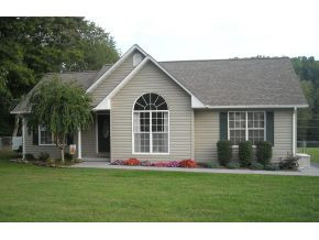 152 A O Buckles Road Elizabethton, TN 37643 - Photo 1 of 20 Front