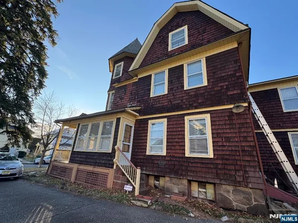 $2,200 | 163 West Demarest Avenue, Englewood, NJ 07631