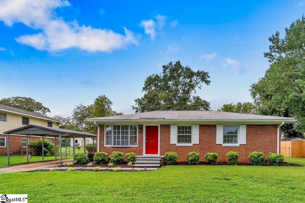 202 Old Farm Road Moore, SC 29369 - Photo 1 of 30 Gallery Image 1