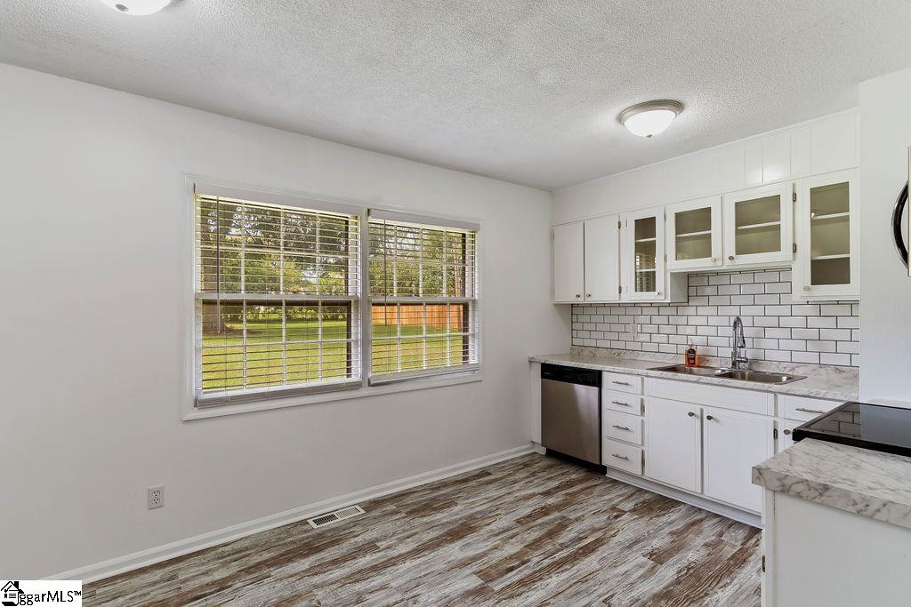 202 Old Farm Road Moore, SC 29369 - Photo 15 of 30 Gallery Image 15
