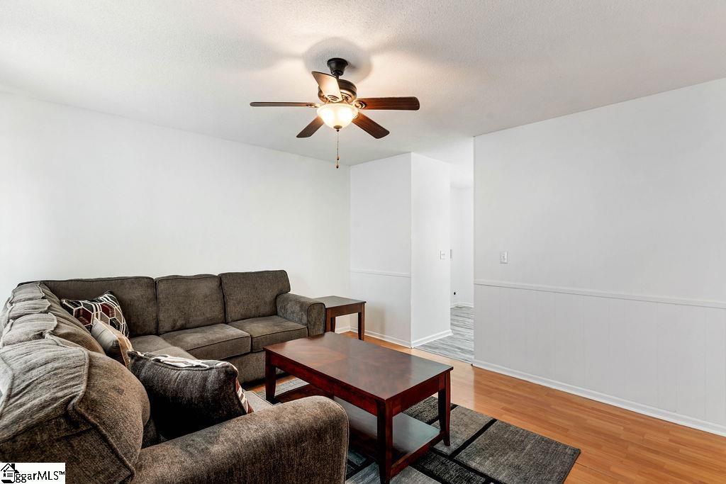 202 Old Farm Road Moore, SC 29369 - Photo 10 of 30 Gallery Image 10