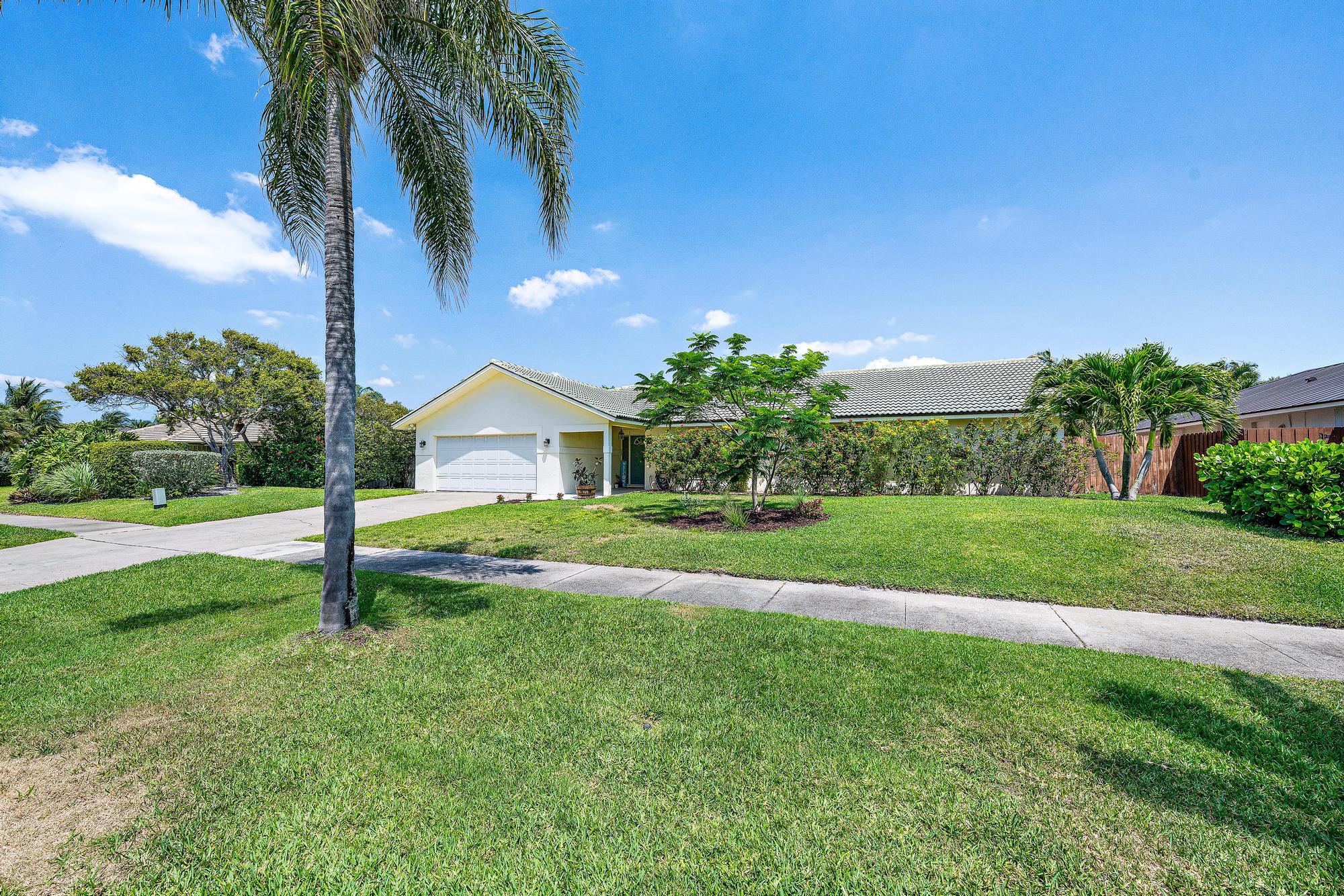 89 Hickory Hill Road Tequesta, FL 33469 - Photo 22 of 23 89 Hickory Hill Road-26