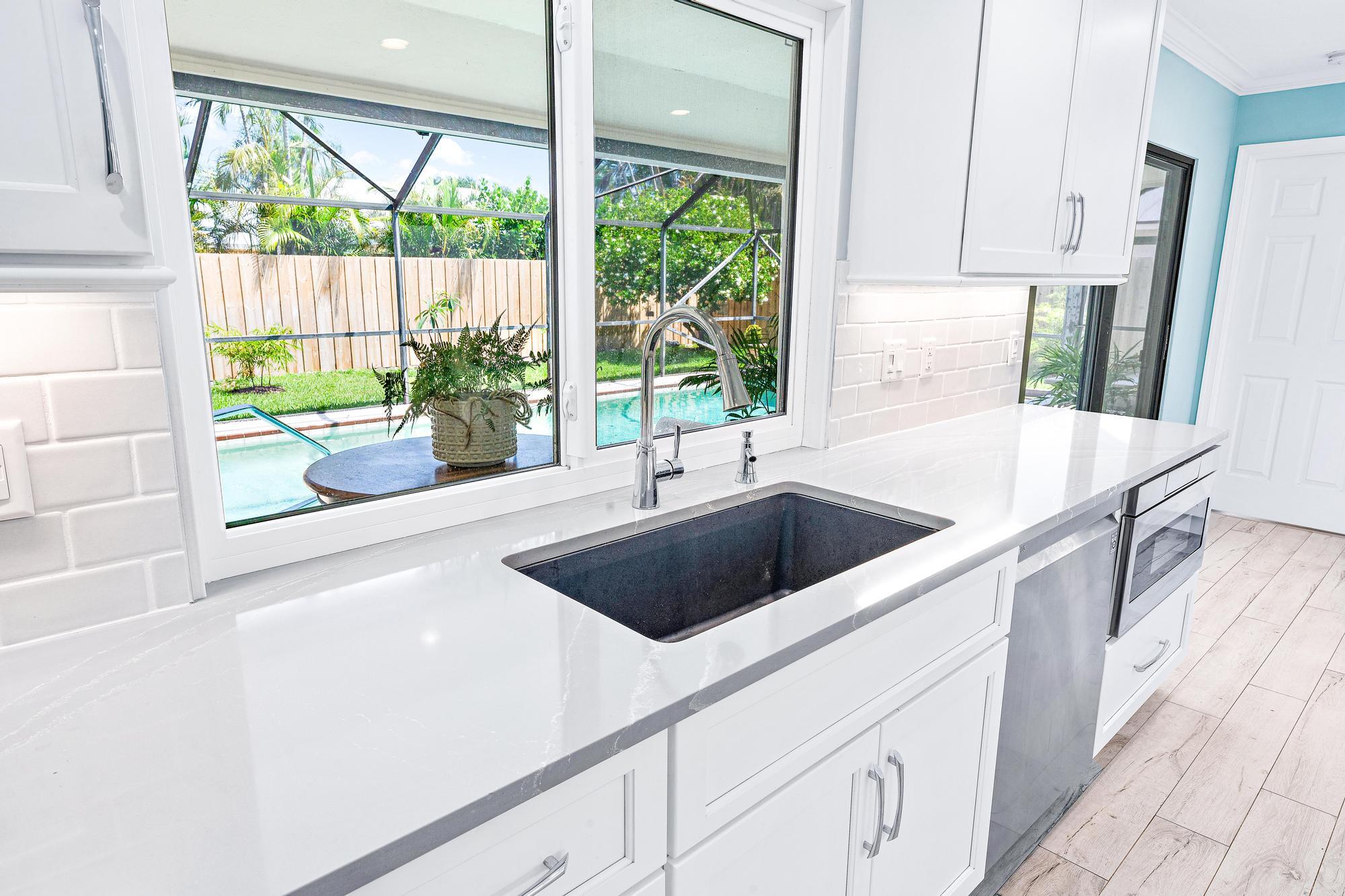 89 Hickory Hill Road Tequesta, FL 33469 - Photo 3 of 23 89 Hickory Hill Road-11