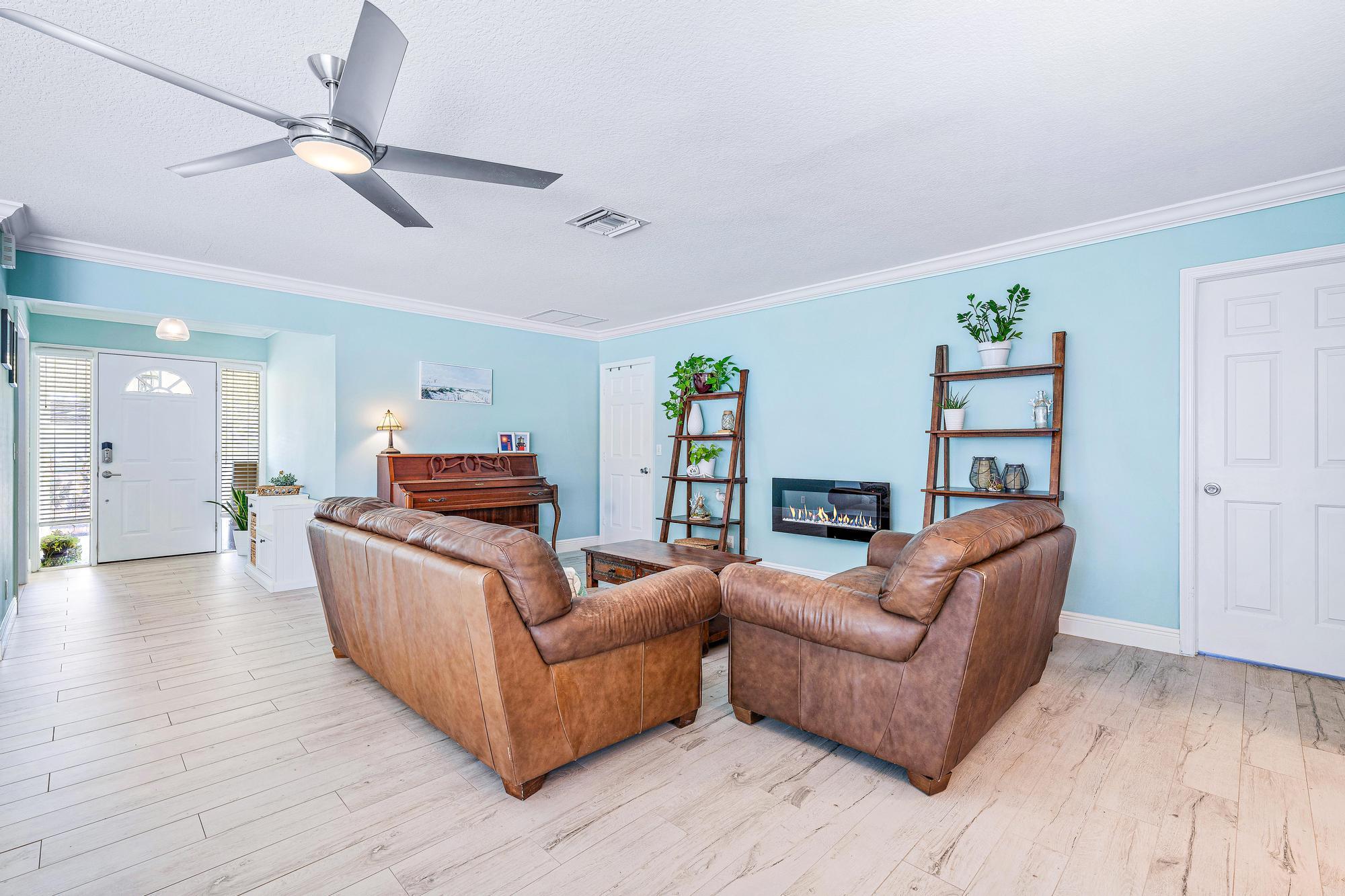 89 Hickory Hill Road Tequesta, FL 33469 - Photo 7 of 23 89 Hickory Hill Road-15