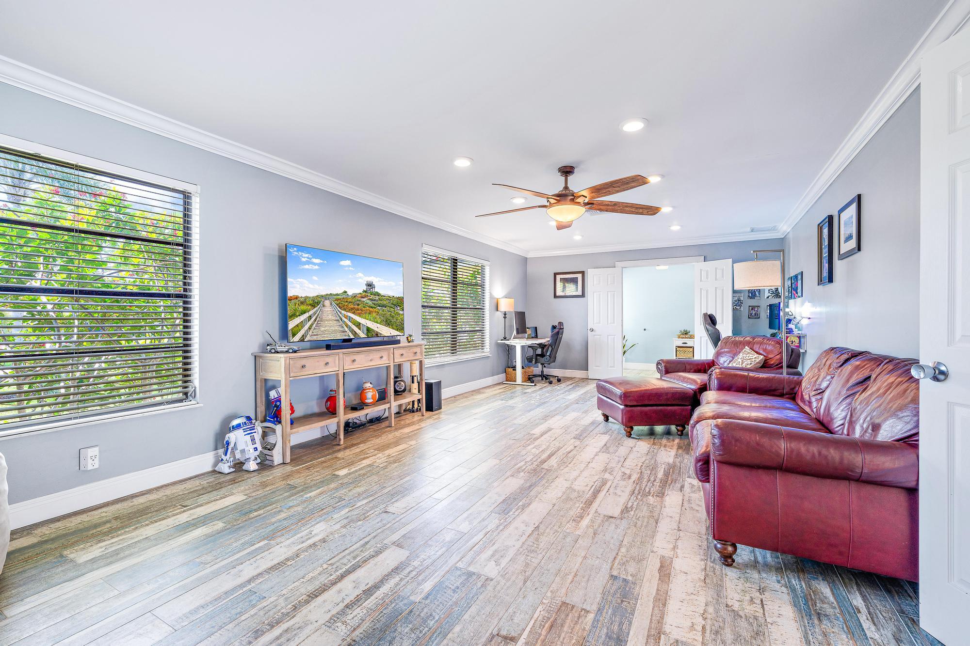 89 Hickory Hill Road Tequesta, FL 33469 - Photo 10 of 23 89 Hickory Hill Road-19