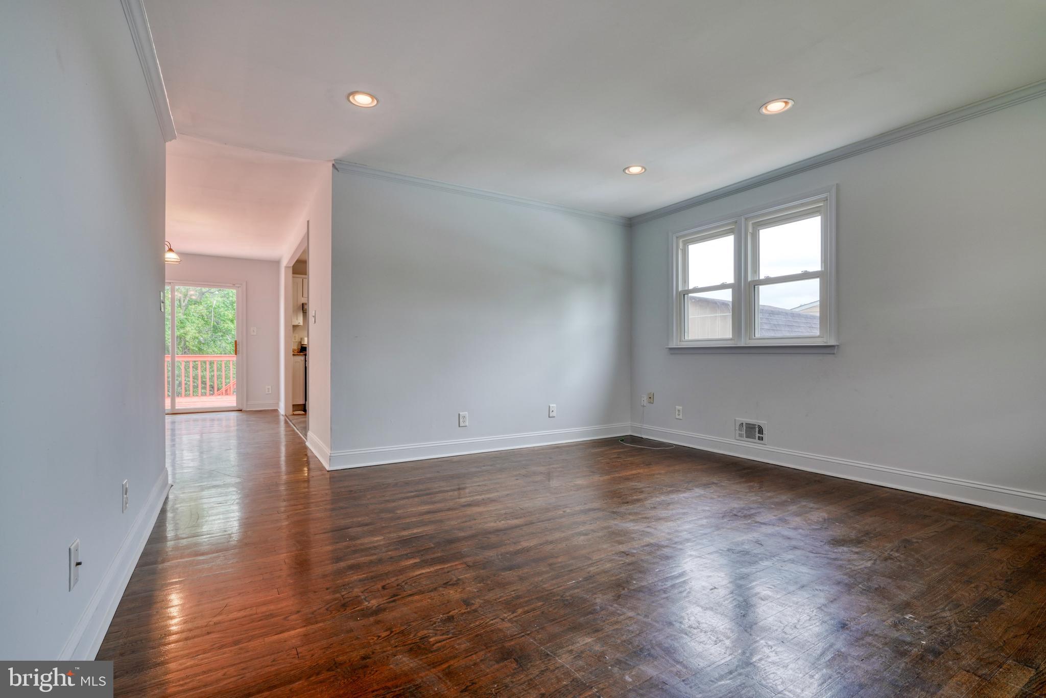 2351 Hamiltowne Circle Rosedale, MD 21237 - Photo 2 of 53
