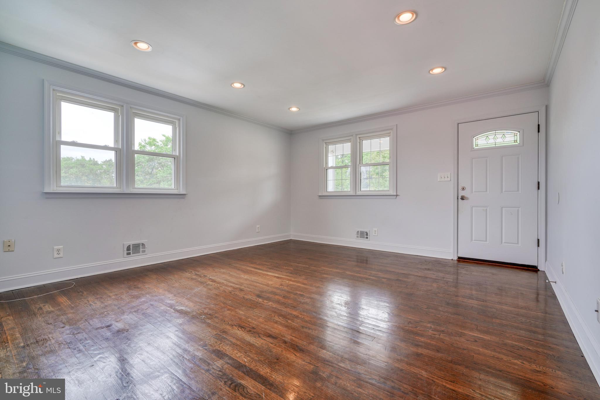 2351 Hamiltowne Circle Rosedale, MD 21237 - Photo 4 of 53