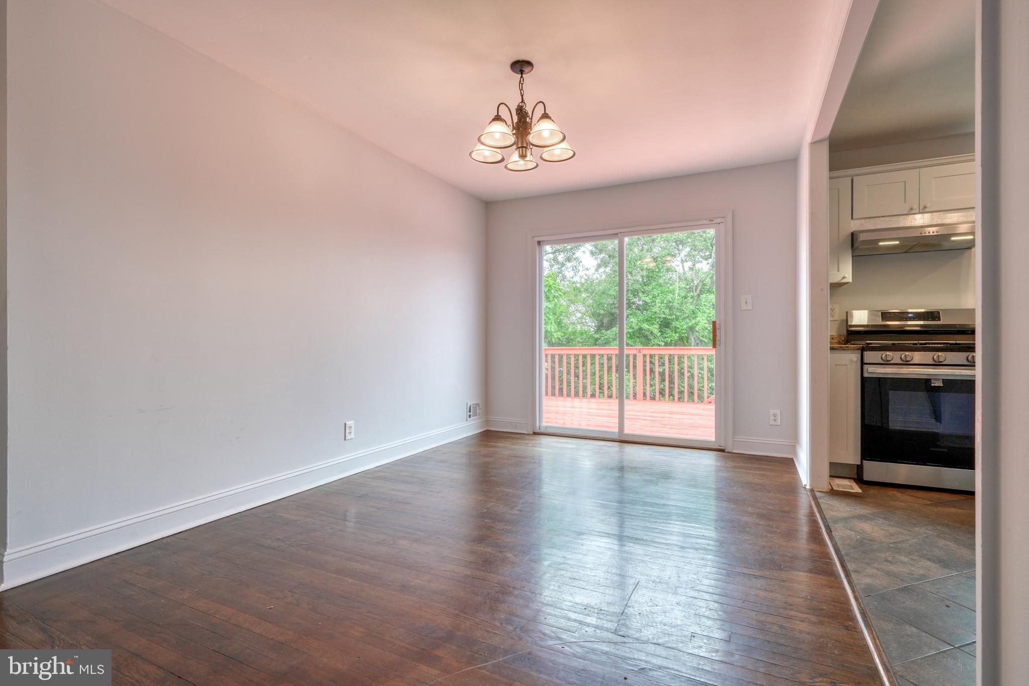 2351 Hamiltowne Circle Rosedale, MD 21237 - Photo 5 of 53