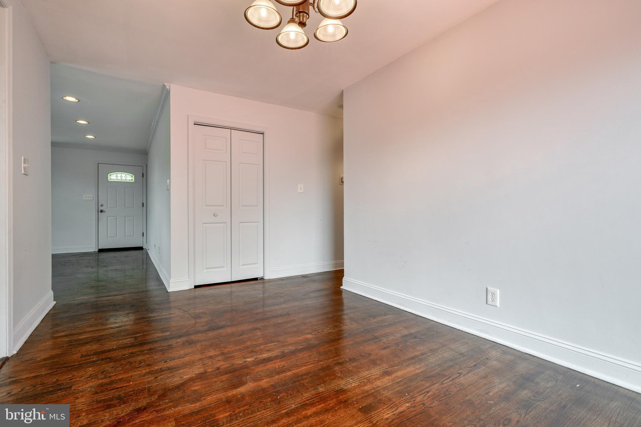2351 Hamiltowne Circle Rosedale, MD 21237 - Photo 6 of 53