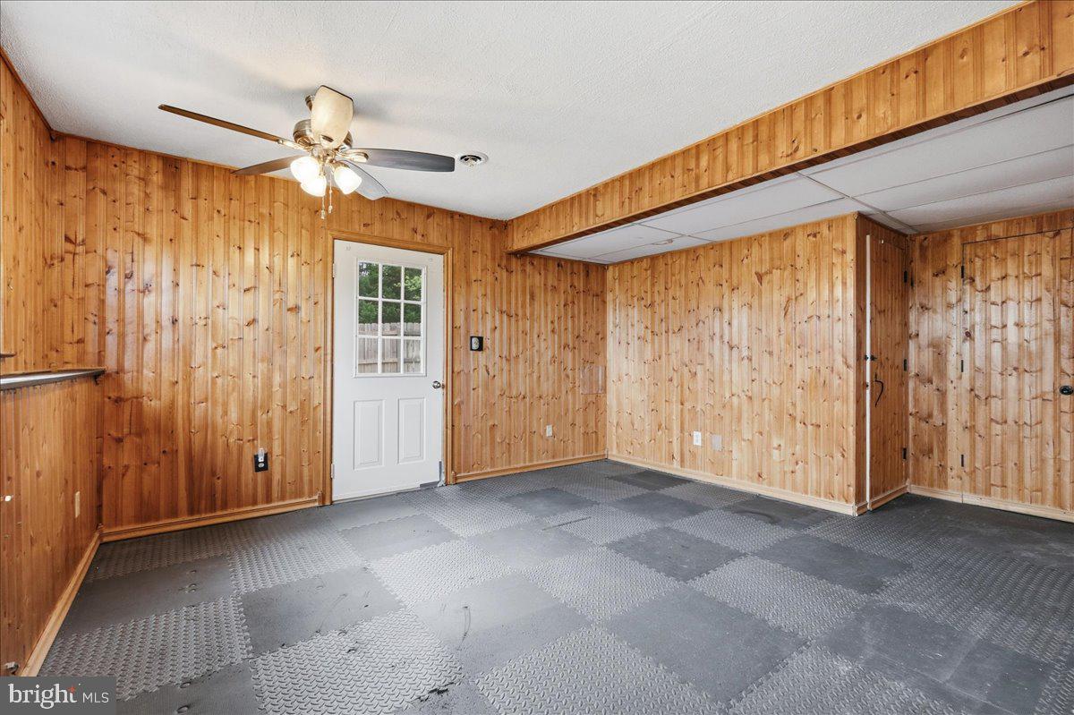 10405 Gordon Road Spotsylvania, VA 22553 - Photo 17 of 25