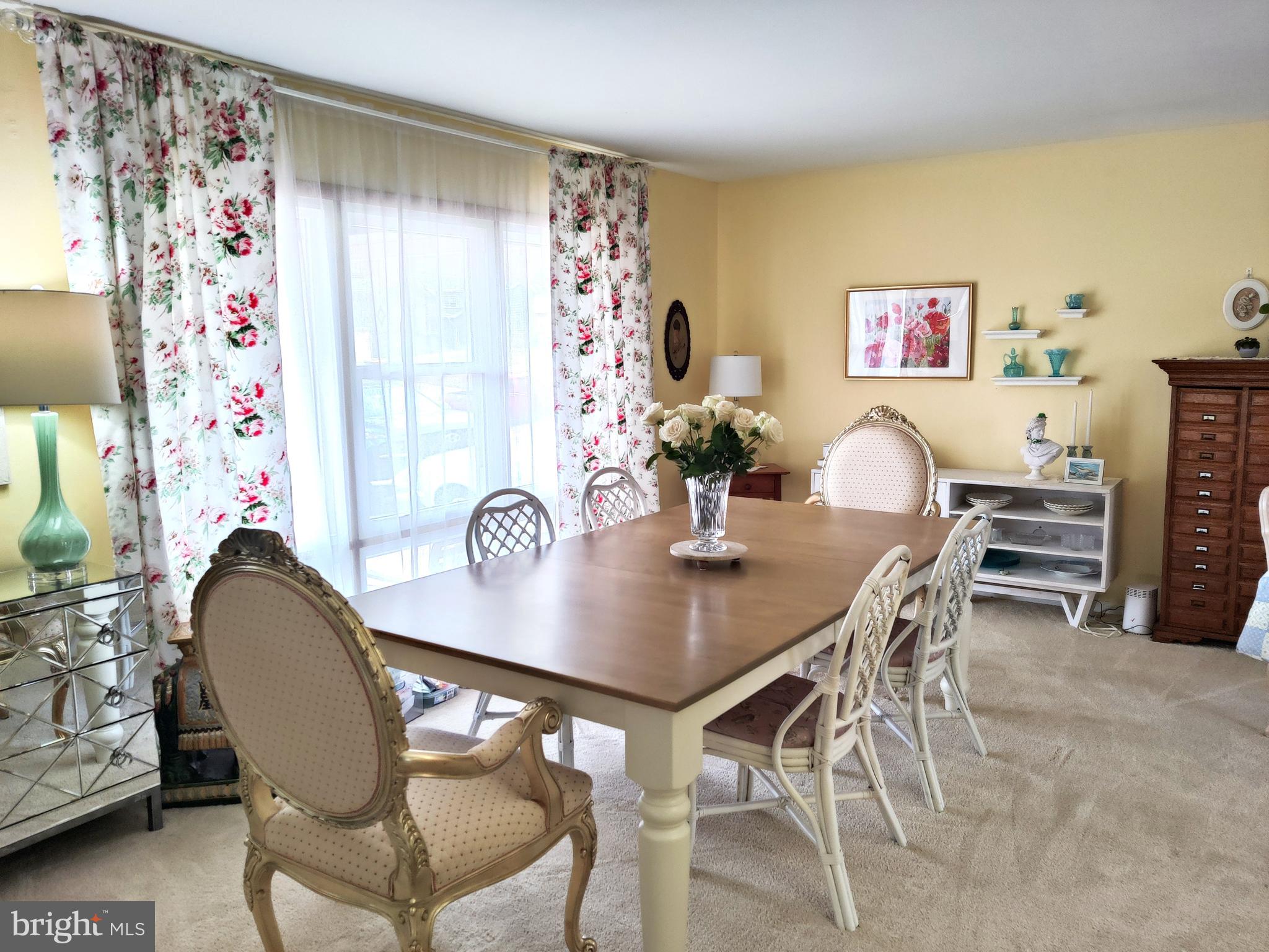 11106 Del Rio Drive Fairfax, VA 22030 - Photo 2 of 30