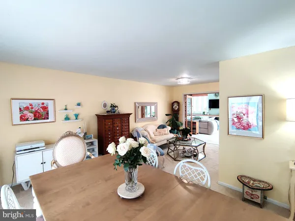 $4,350 | 11106 Del Rio Drive, Fairfax, VA 22030