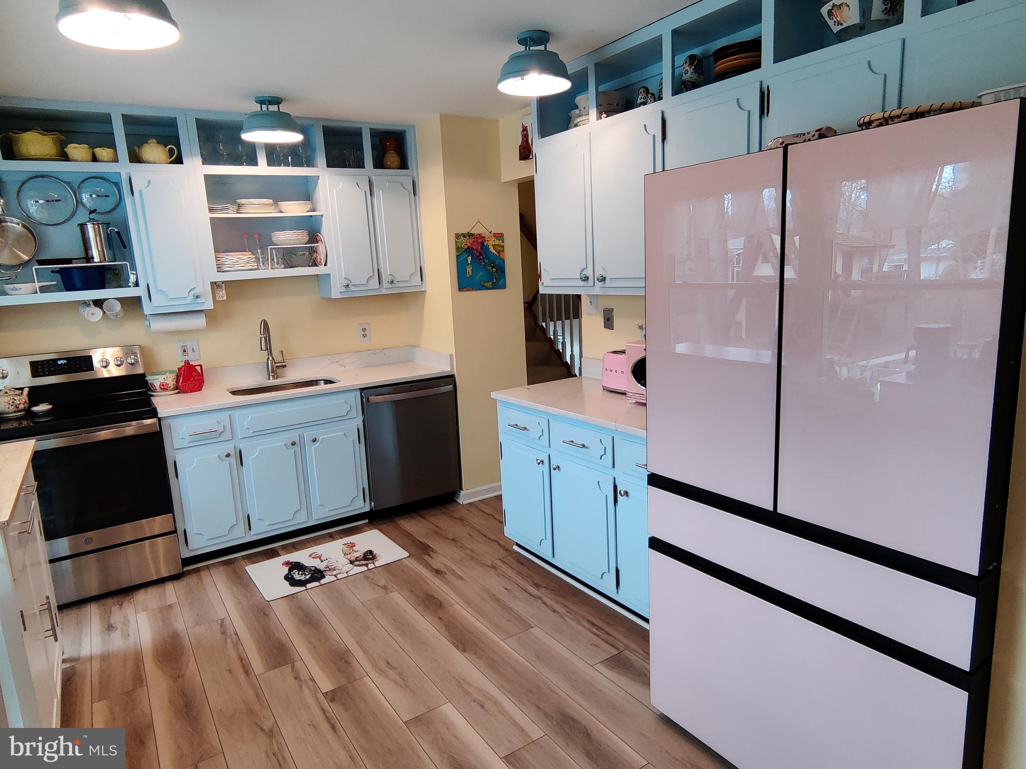 11106 Del Rio Drive Fairfax, VA 22030 - Photo 6 of 30