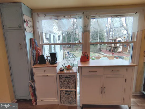 $4,350 | 11106 Del Rio Drive, Fairfax, VA 22030