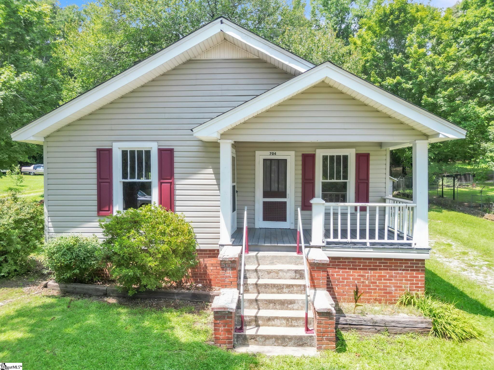 704 Slater Road Marietta, SC 29661 - Photo 1 of 30 Gallery Image 1