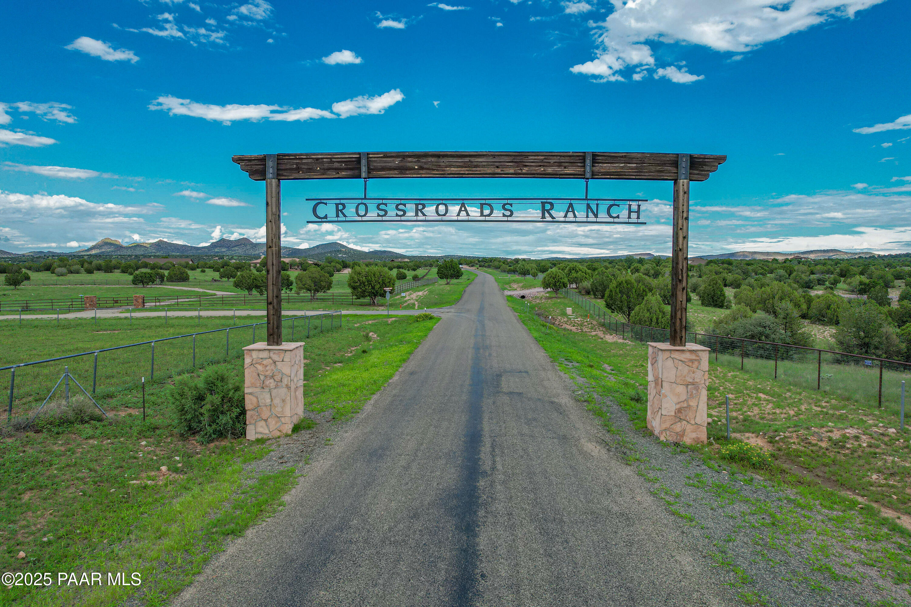 5100 Dillon Wash Road Prescott, AZ 86305 - Photo 3 of 24 a view of a volley ball court