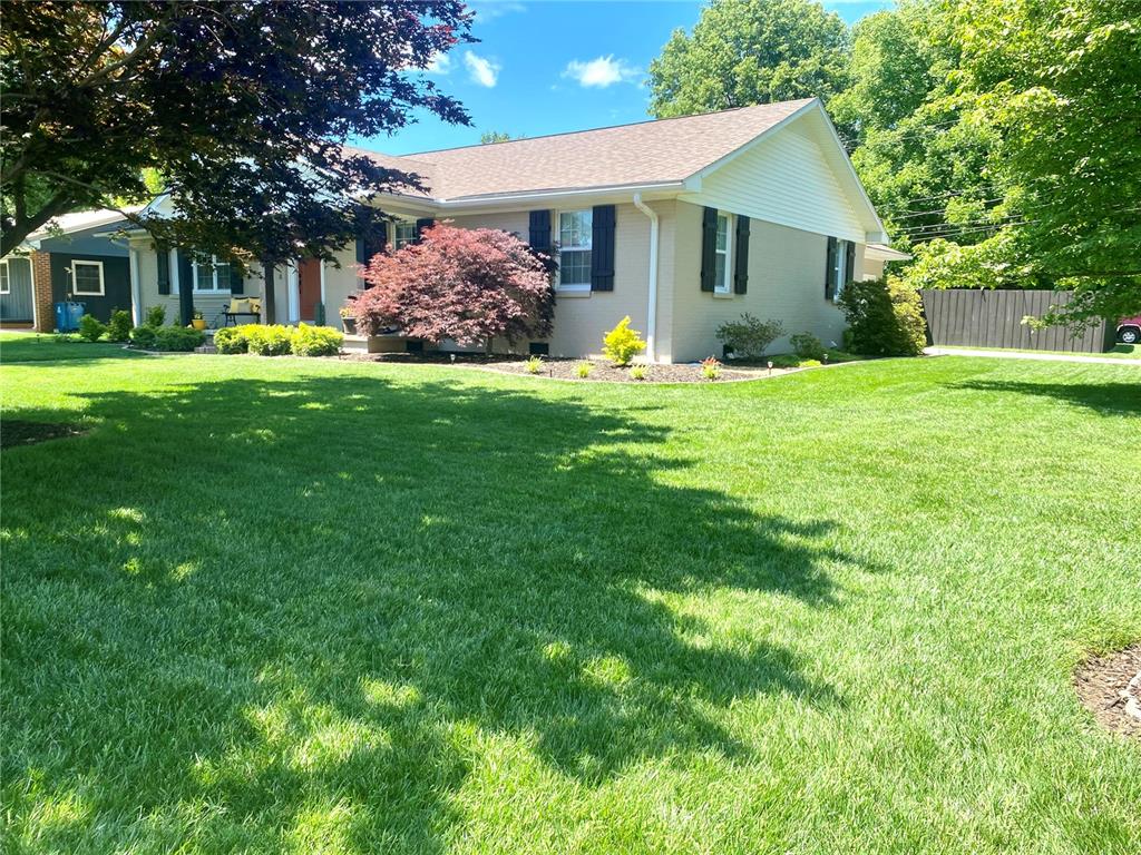 14 East Willow Drive Charleston, MO 63834 - Photo 3 of 22