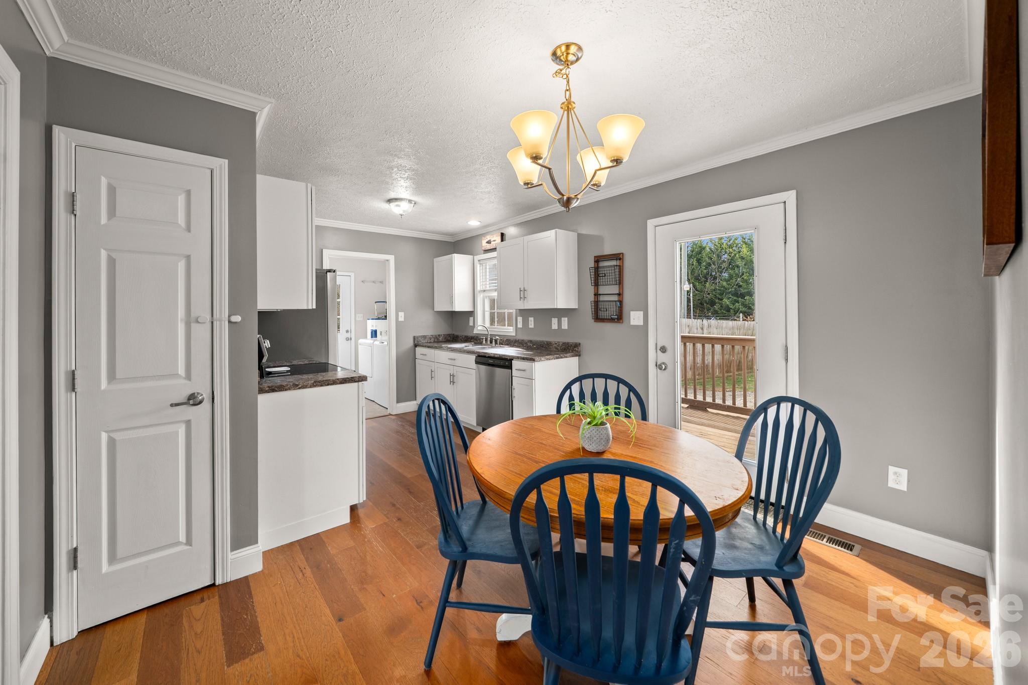 121 James Street Clyde, NC 28721 - Photo 19 of 34