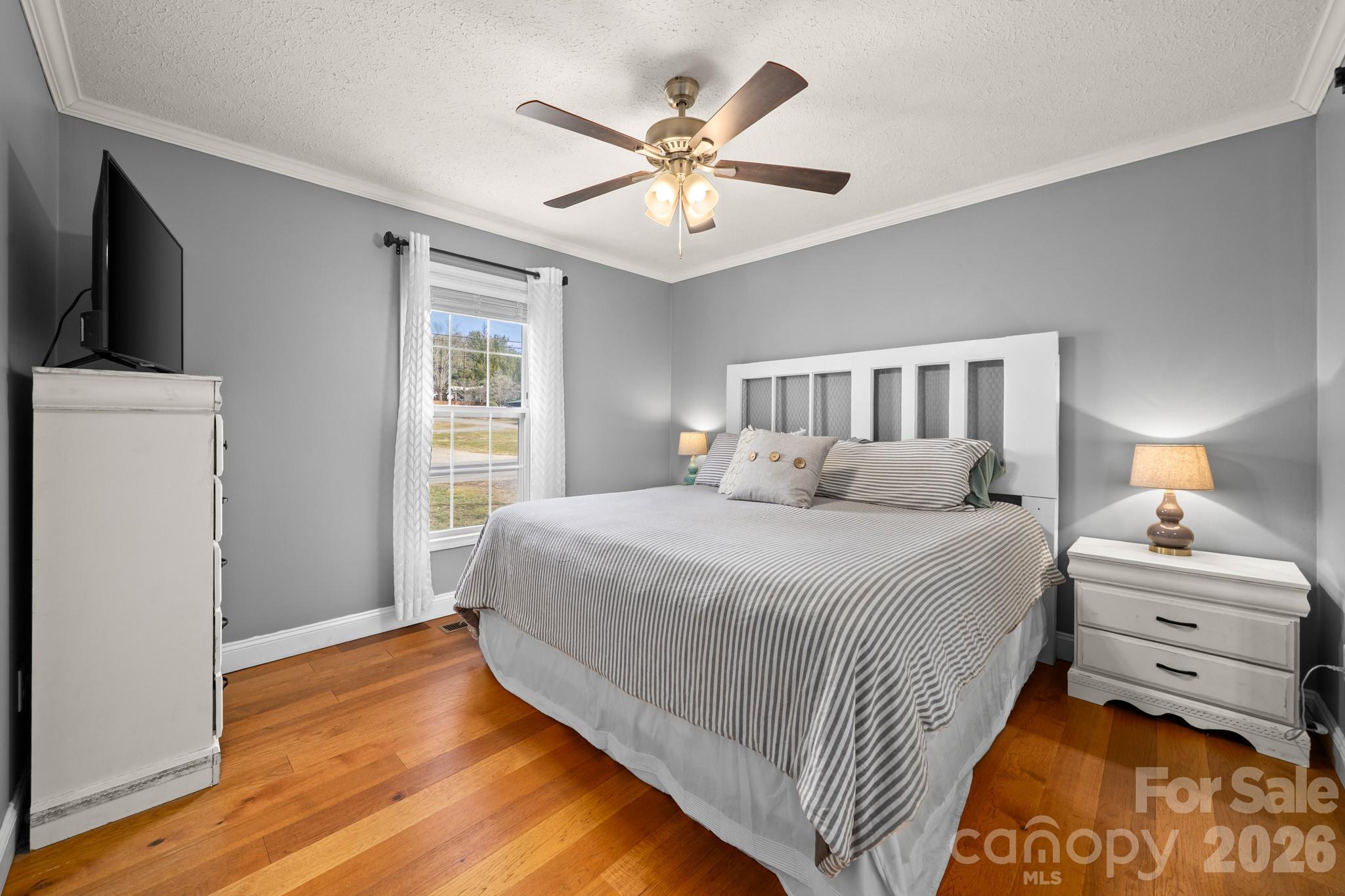 121 James Street Clyde, NC 28721 - Photo 24 of 34