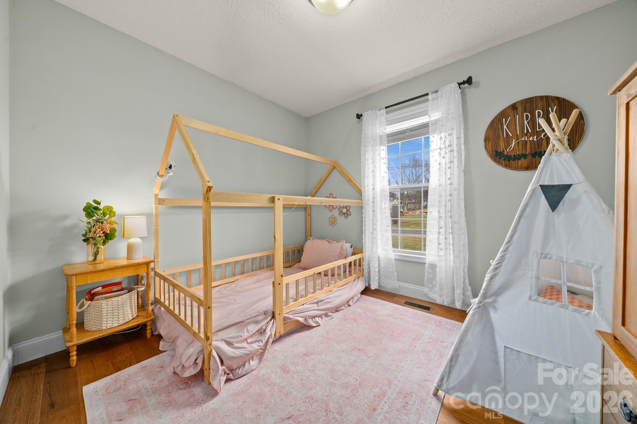 121 James Street Clyde, NC 28721 - Photo 27 of 34