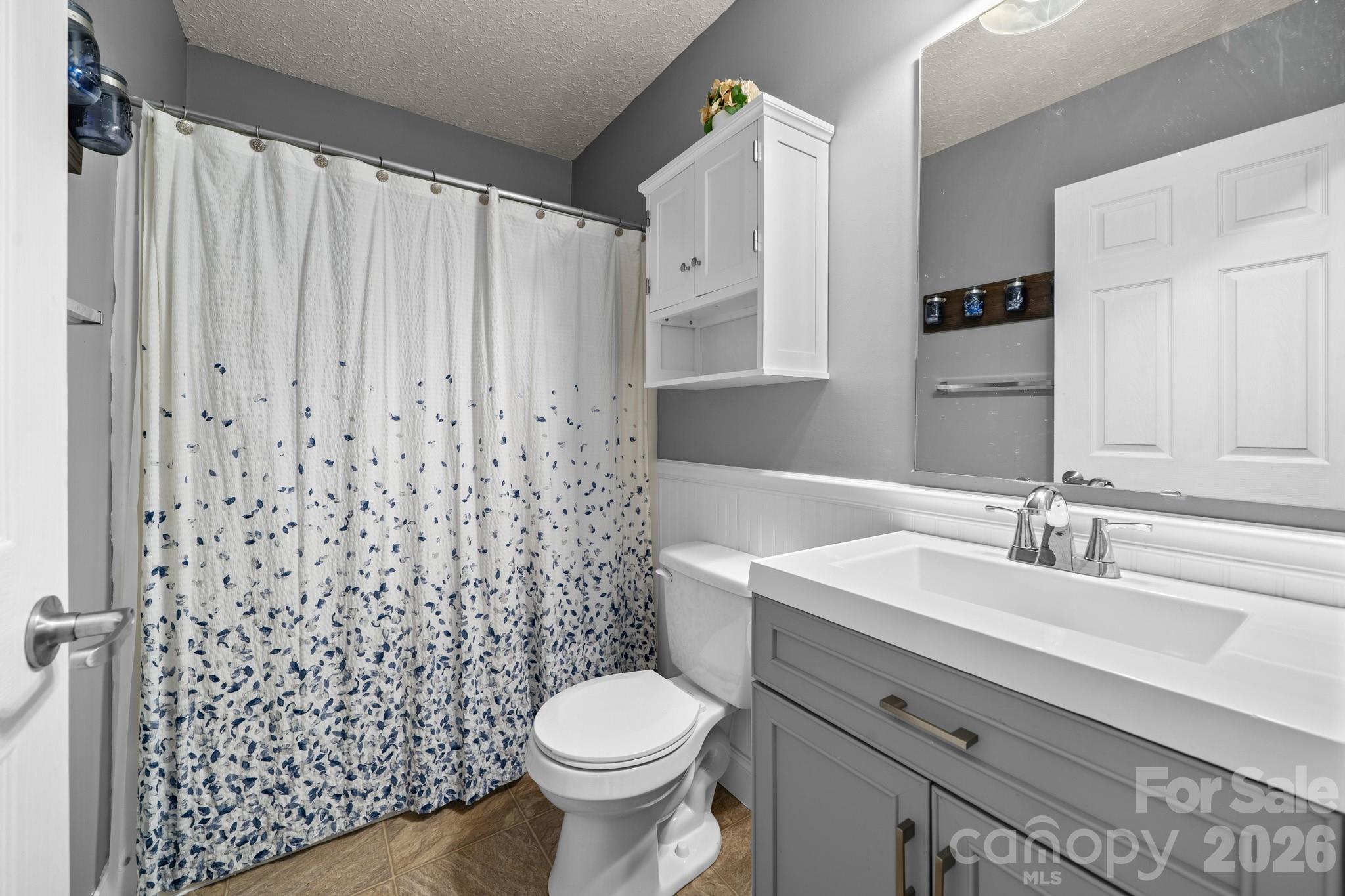 121 James Street Clyde, NC 28721 - Photo 28 of 34