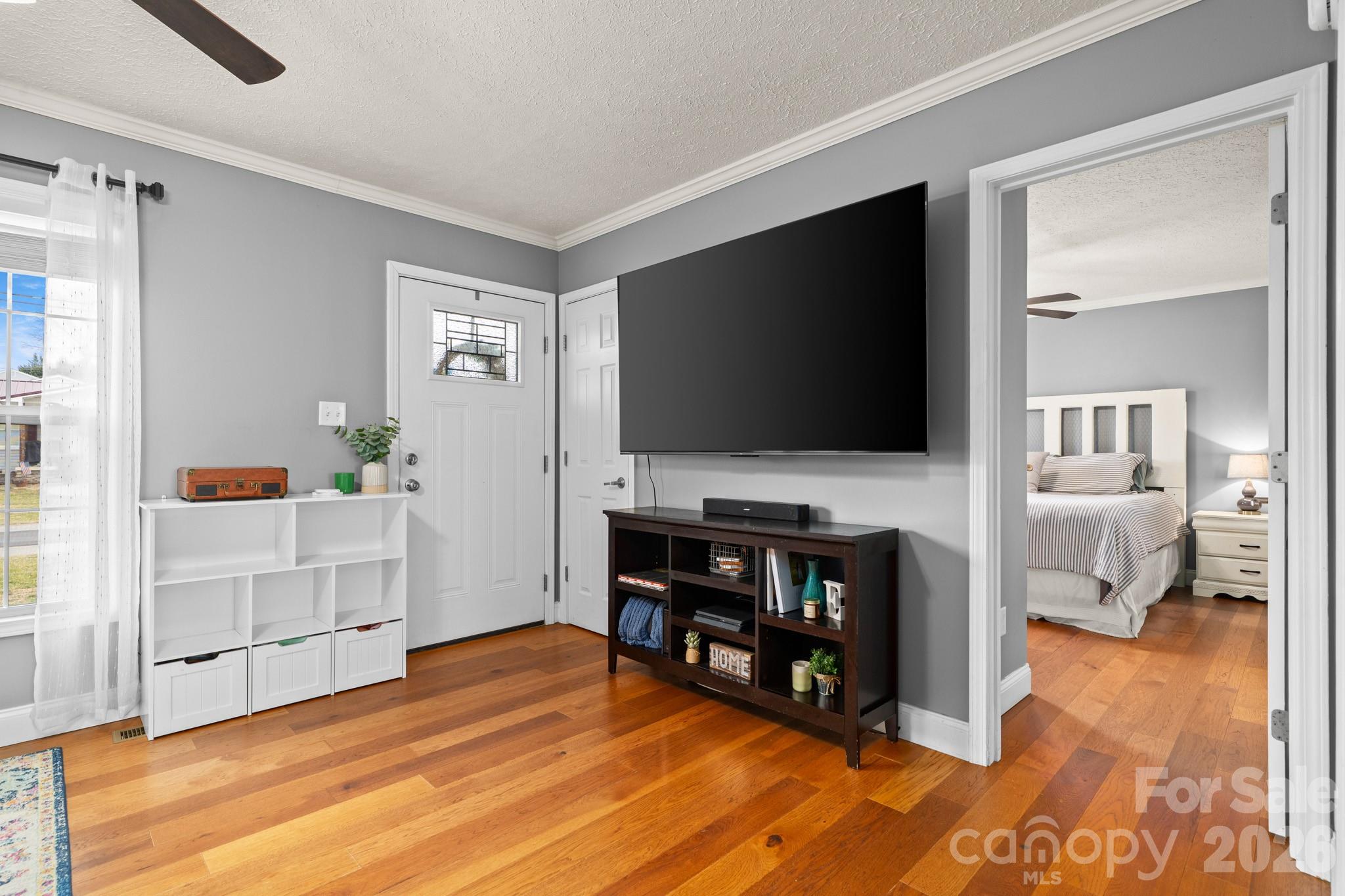 121 James Street Clyde, NC 28721 - Photo 10 of 34