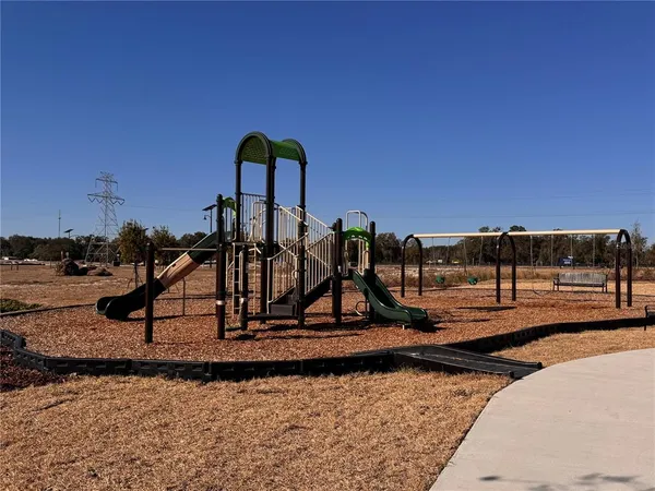 $279,000 | 1197 Port Blue Way, Lady Lake, FL 32159