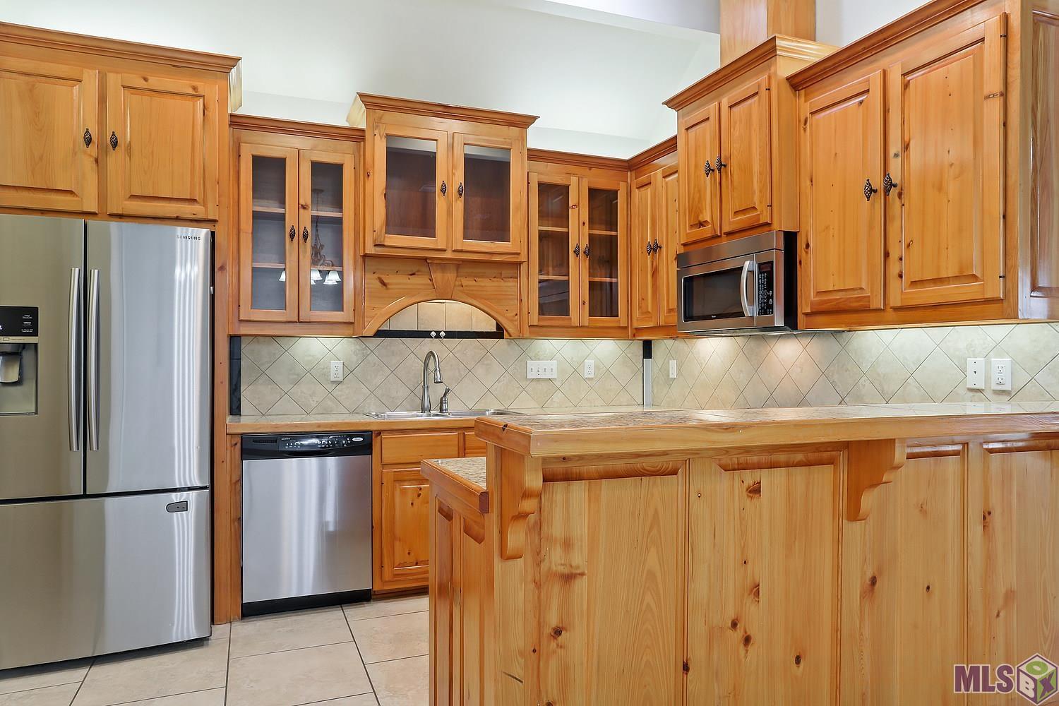10746 Springtree Avenue Baton Rouge, LA 70810 - Photo 2 of 17 Gallery Image 2