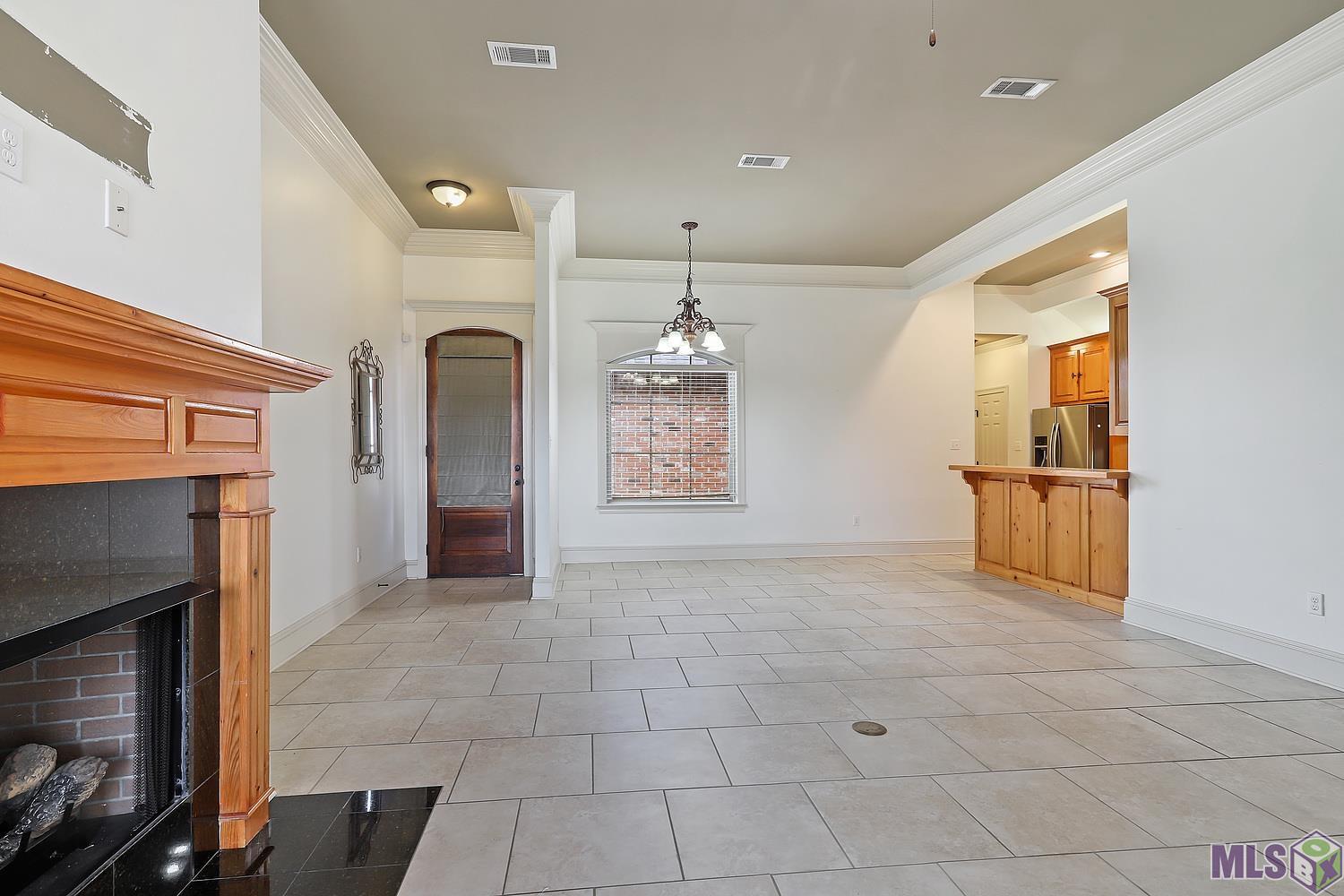 10746 Springtree Avenue Baton Rouge, LA 70810 - Photo 6 of 17 Gallery Image 6
