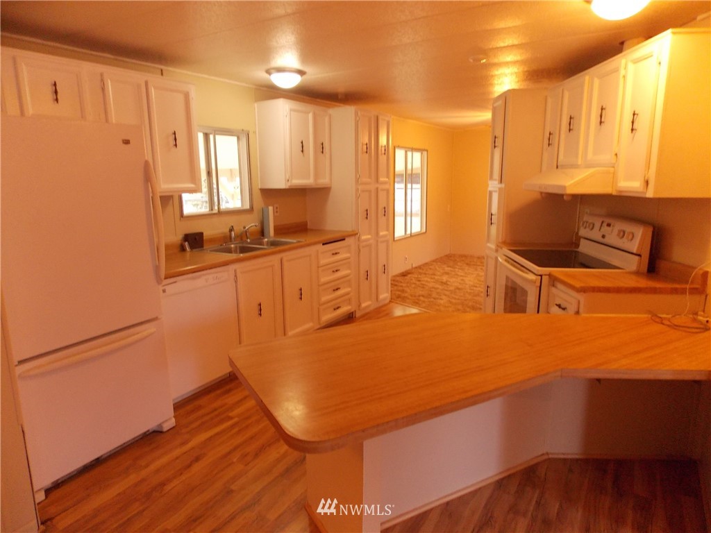 13102 Vail Road Southeast Yelm, WA 98597 - Photo 3 of 25 Gallery Image 3
