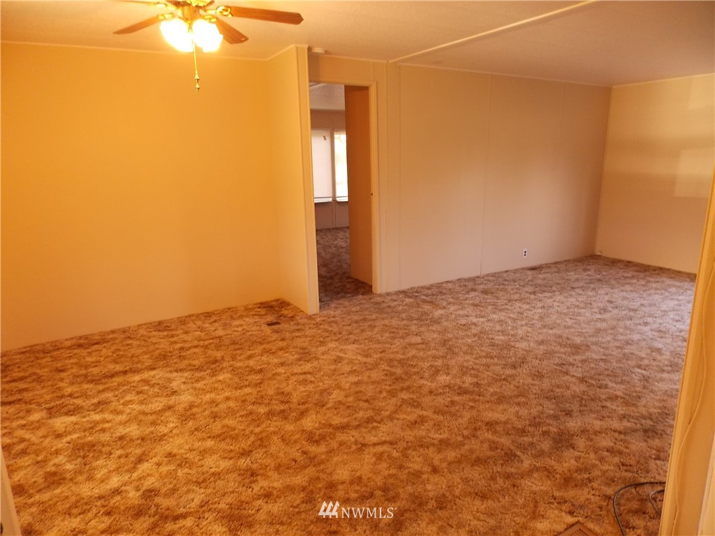 13102 Vail Road Southeast Yelm, WA 98597 - Photo 6 of 25 Gallery Image 6