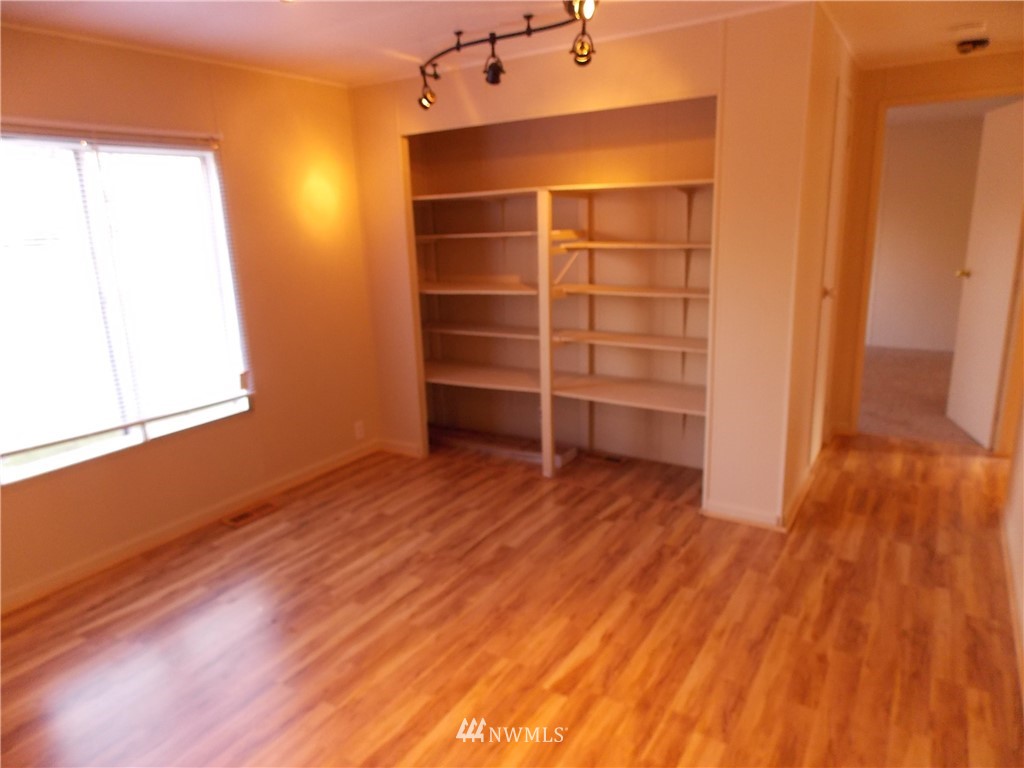 13102 Vail Road Southeast Yelm, WA 98597 - Photo 7 of 25 Gallery Image 7